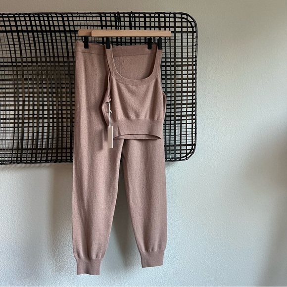 Reformation Caitlin Cashmere Two Piece Set - Picture 9 of 11